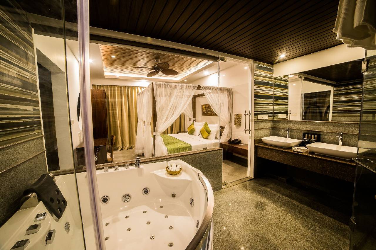 Deep Woods Resort 