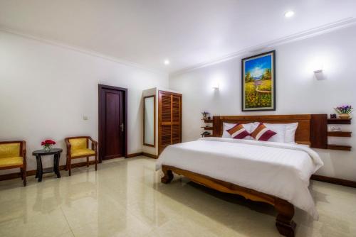 Reasey Boutique Villa Hotel Description