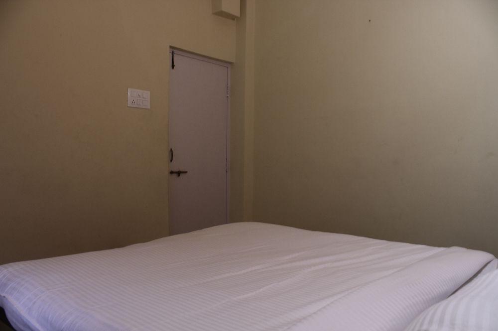 Oyo 9645 1 Bhk Near Curlies Anjuna 