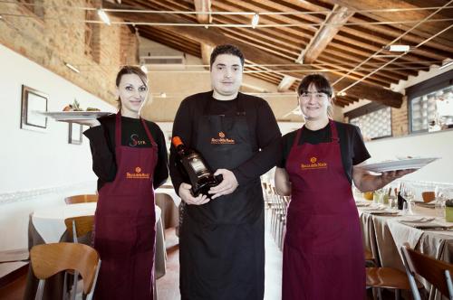 Agriturismo Il Torrione (آگریتوریسمو ایل توریون) 