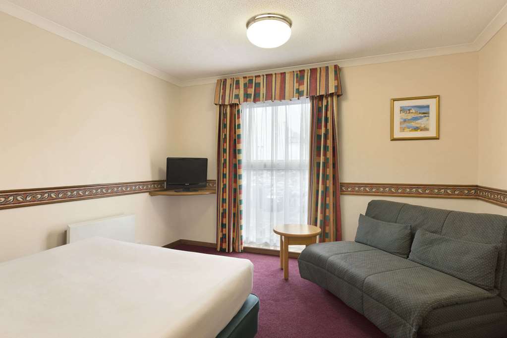 Days Inn Leicester Forest East M1 Guest room