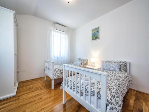 Holiday Home In Basanija 