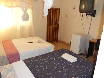 Comfort Corner Guesthouse Guestroom