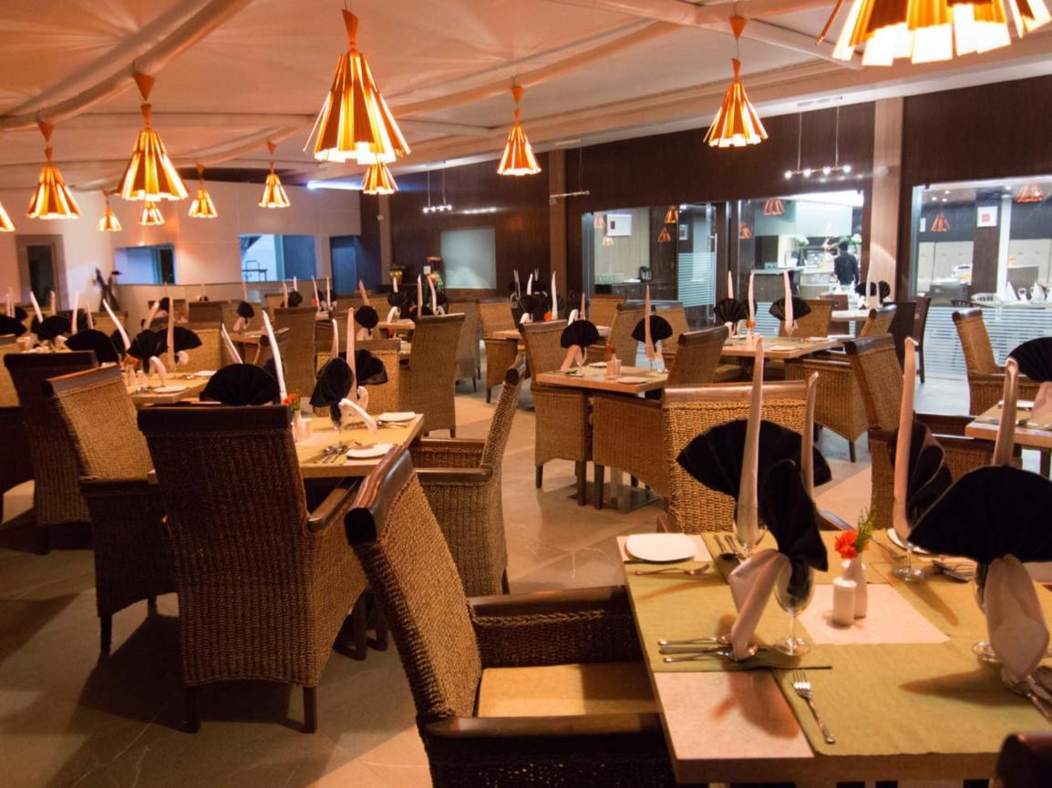 Le Poshe By Sparsa Resort 