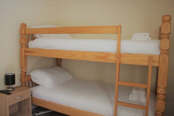 Garmouth Hotel Guestroom