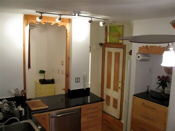 Herbivorian House In-Room Kitchen