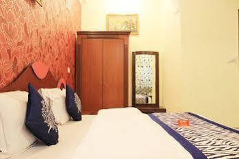 Oyo Premium Shivalik Nagar Haridwar 