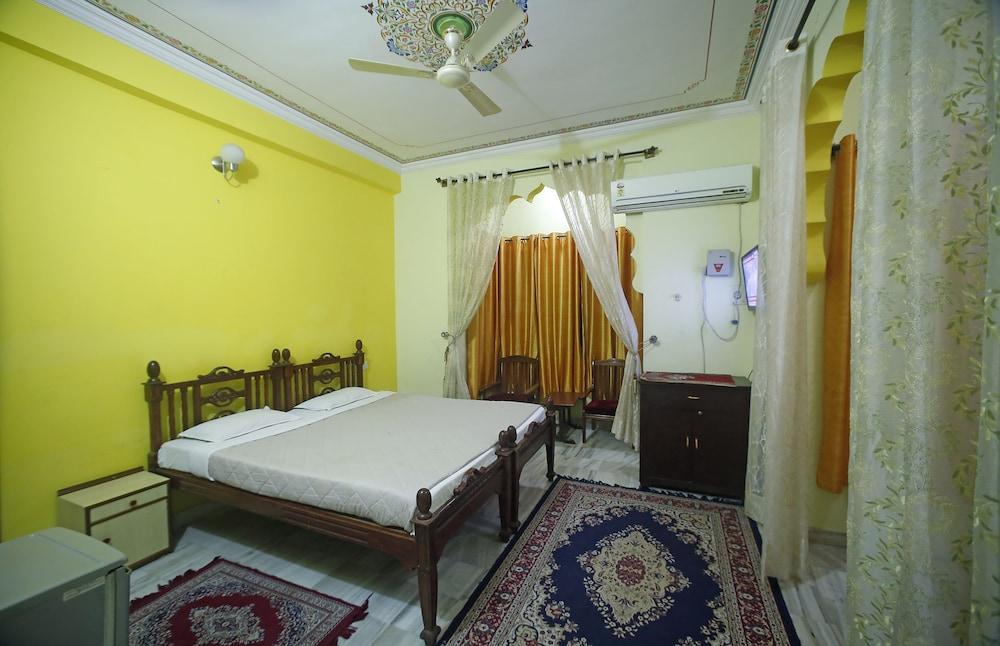 Hotel Pushkar Heritage 