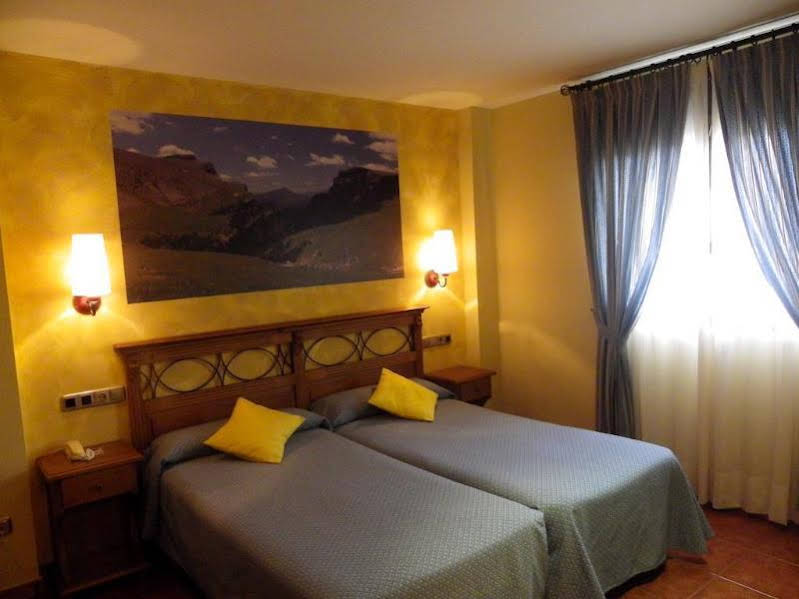 Hotel Arnal 