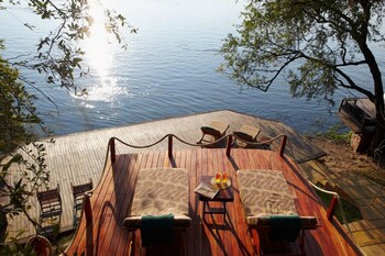 Tongabezi Lodge Sundeck