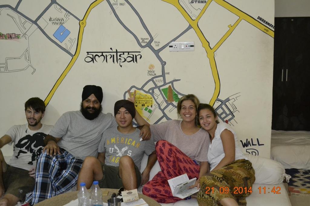 Jugaadus Hostel 