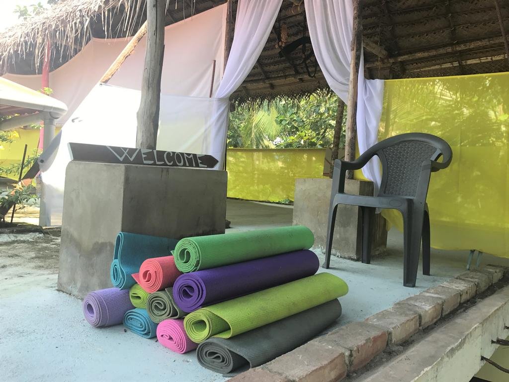Ashiyana Cliff And Beach Resort 