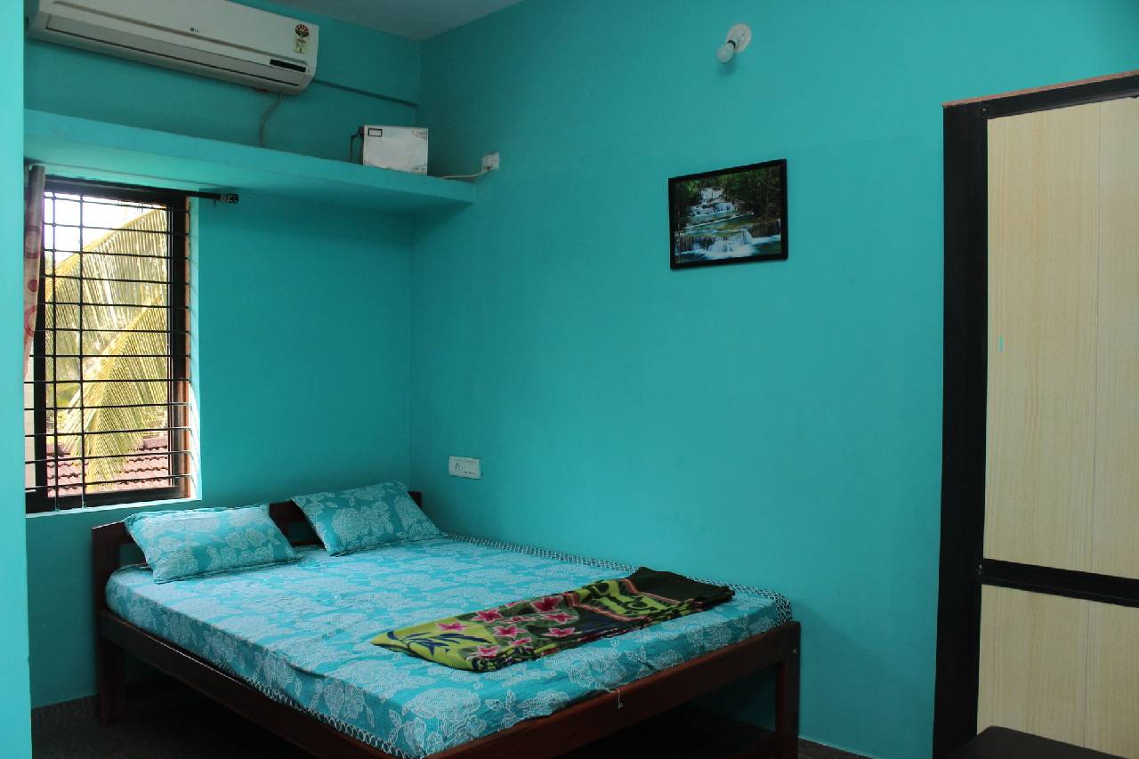 Om Ganesh Guest House 