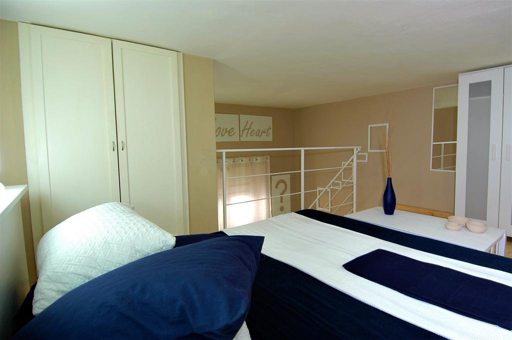 Virna House 