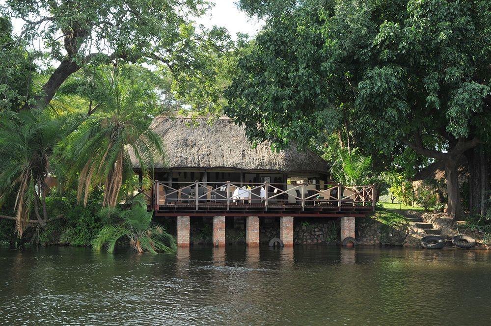 Thorntree River Lodge All Inclusive 