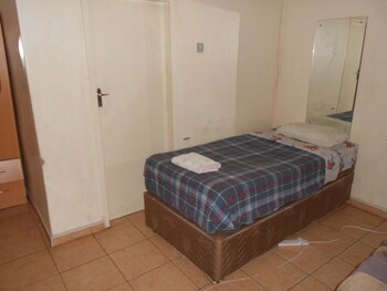 Comfort Corner Guesthouse Guestroom