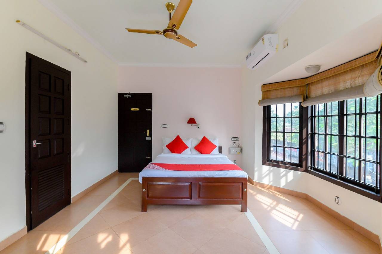 Oyo 10502 Hotel Villa Brook 