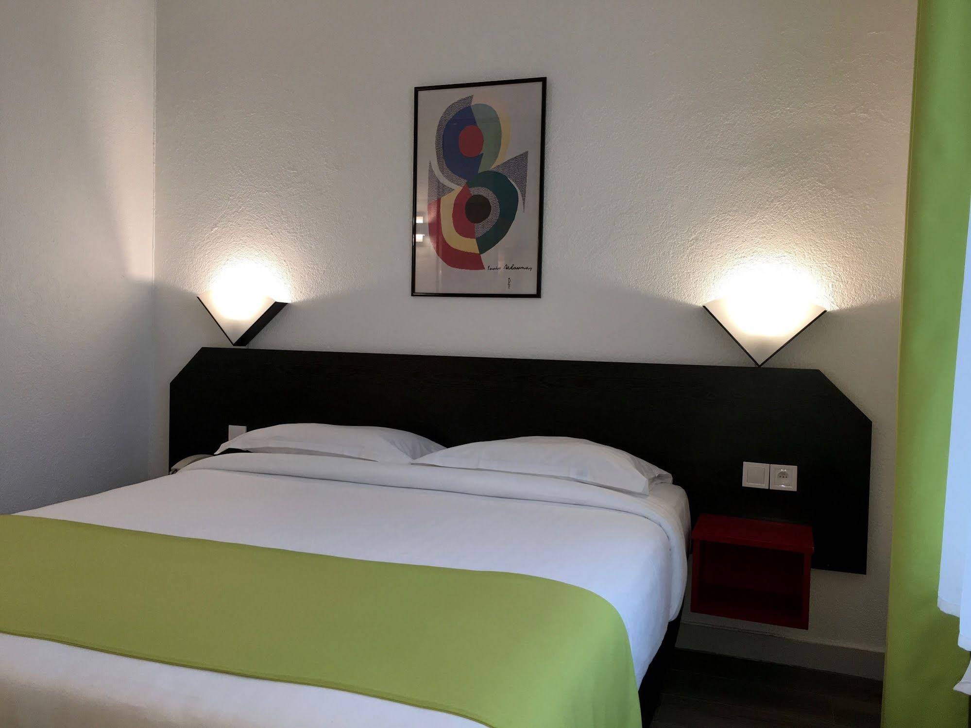 Boulogne Résidence Hotel (بولوگن رéسیدنس هتل) 