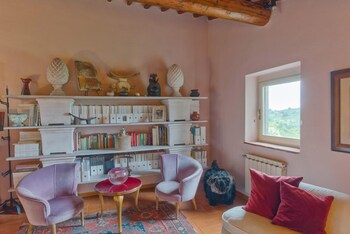 Le Scalette Living Area