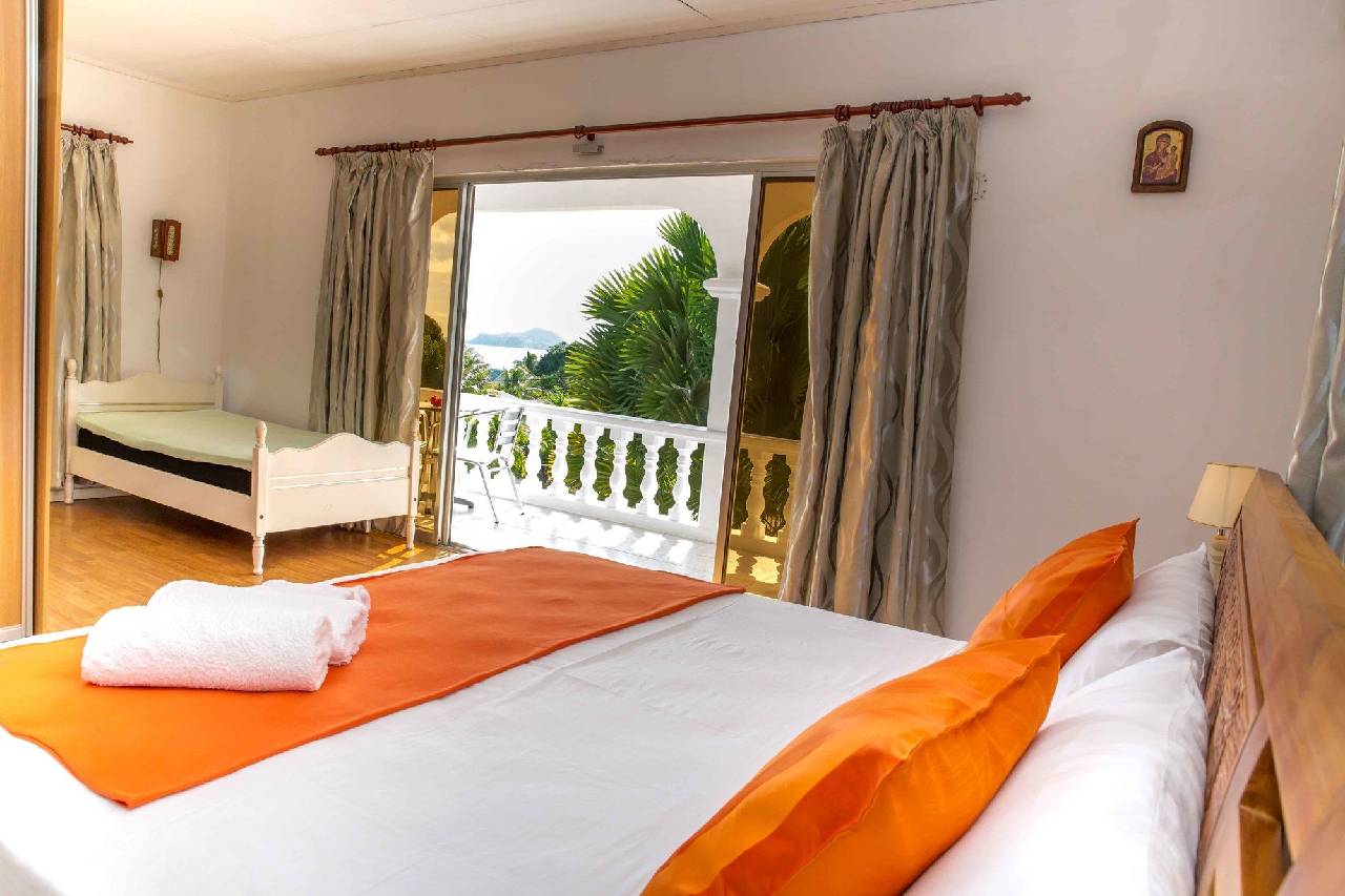 The Orchard Self Catering Villa 