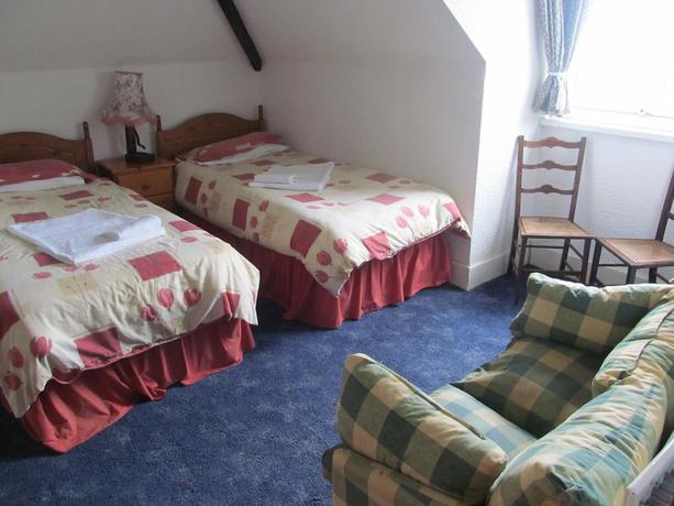 Upton Cross Room