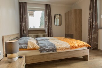 Alpenappartements Guestroom
