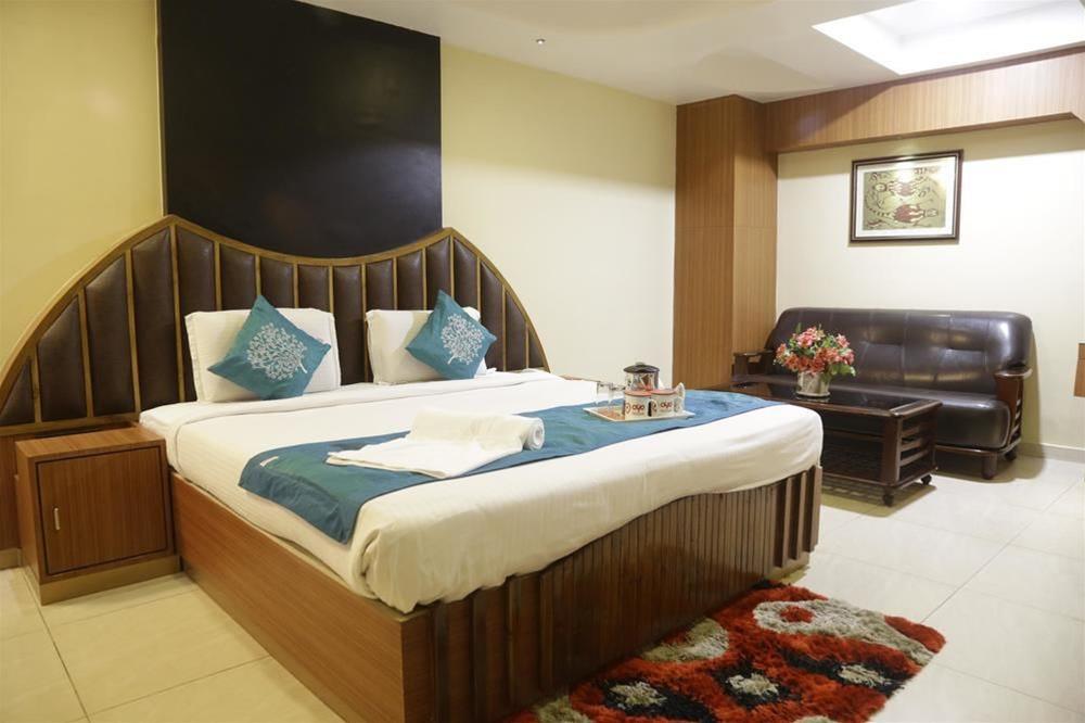 Oyo Rooms Main Road Ranchi Club 
