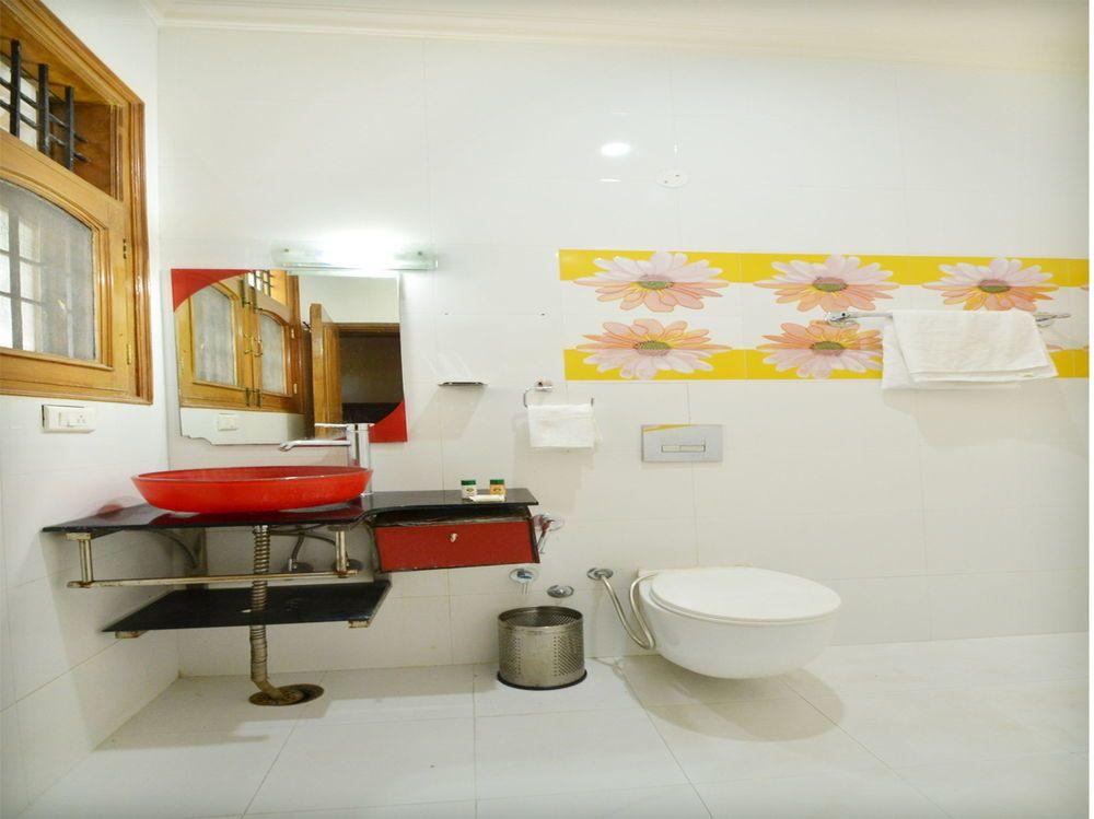 Treebo Star Guest House 