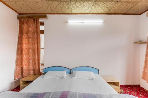 1 Br Guest House In Zangsti Leh By Guesthouser 