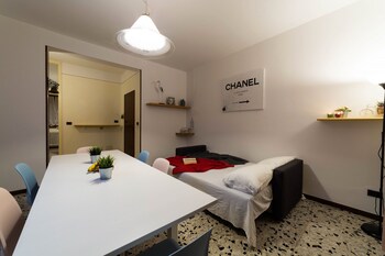 Isa Apartment 3 Living Area