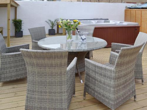 Claremont House Suite 1 