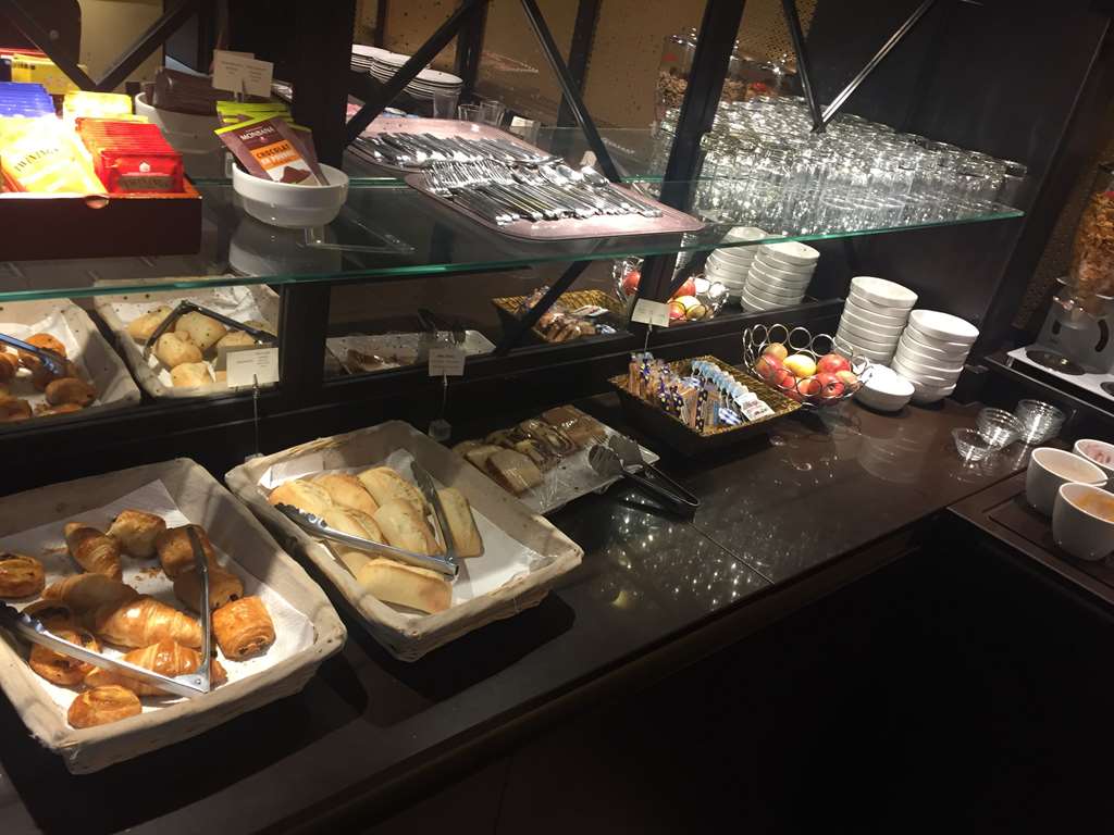 Best Western Select Hotel (بست وسترن سلكت هتل) 