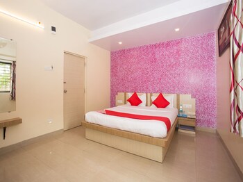 Oyo 12260 Traveler's Inn (اویو ۱۲۲۶۰ تراولرس این) Guestroom