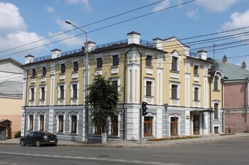 Rus Hotel Hotel Front