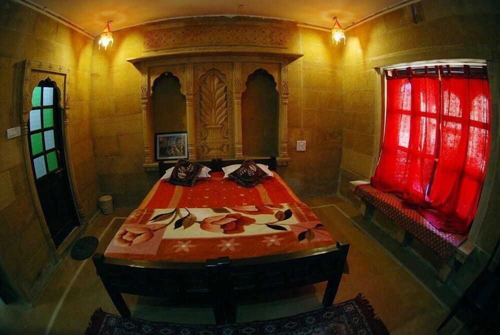 Nirmal Haveli Hotel Living Room