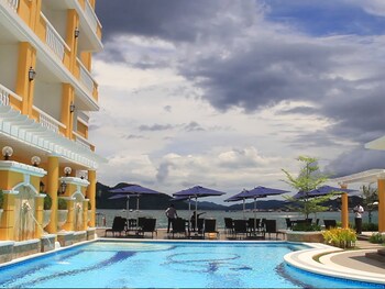 Sunlight Guest Hotel Coron Outdoor Pool