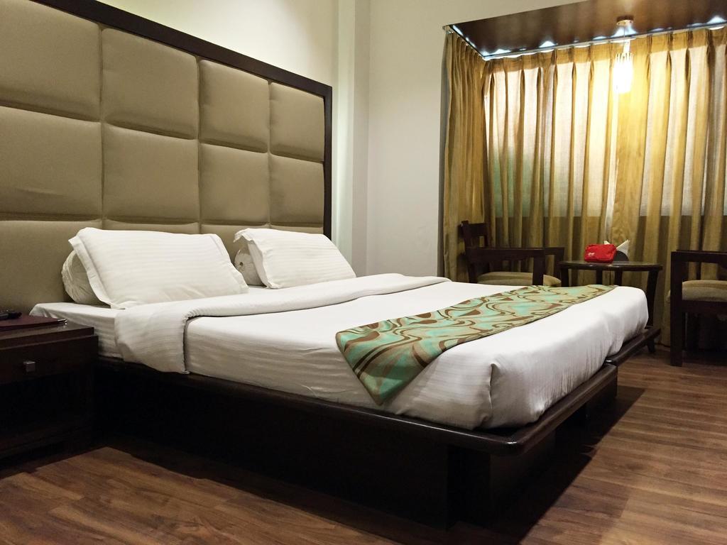 Oyo Rooms Cyber City Ii 