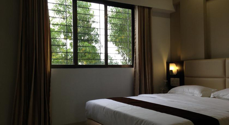 Fabhotels Galaxy Comforts Room