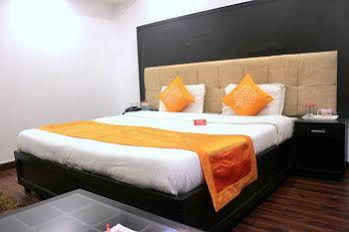 Oyo Rooms Mall Road Mussoorie 