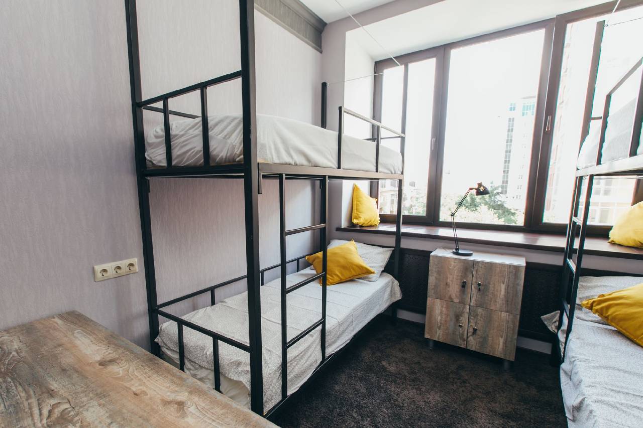Karlson Hostel 