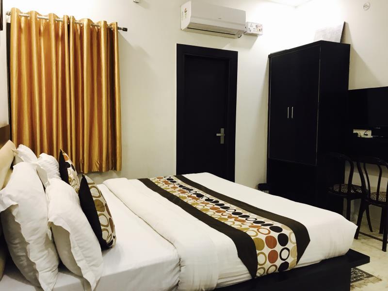 Hotel Aaradhya Residency 