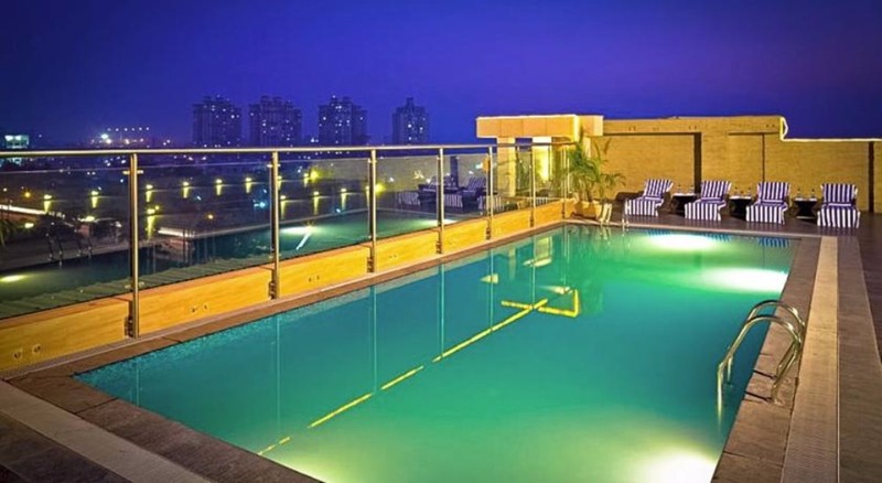Country Inn & Suites By Radisson Gurugram Sector 29 Pool