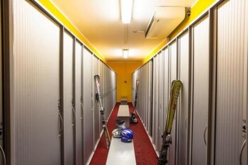Hotel Splendid (هتل اسپلندید) Equipment Storage