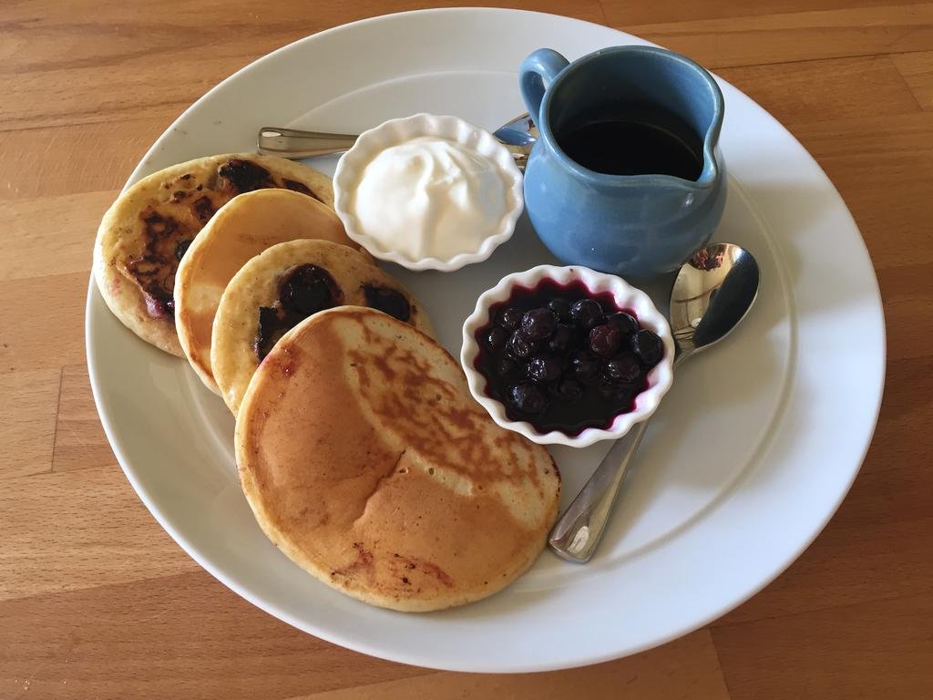 Home Barn Bed And Breakfast 