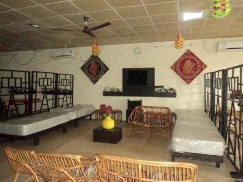 Vresorts Etranger Resort 