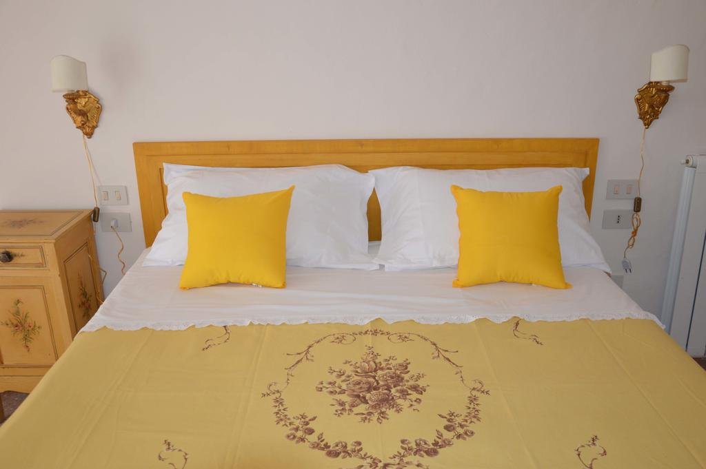 Casa Ciri Bed & Breakfast 