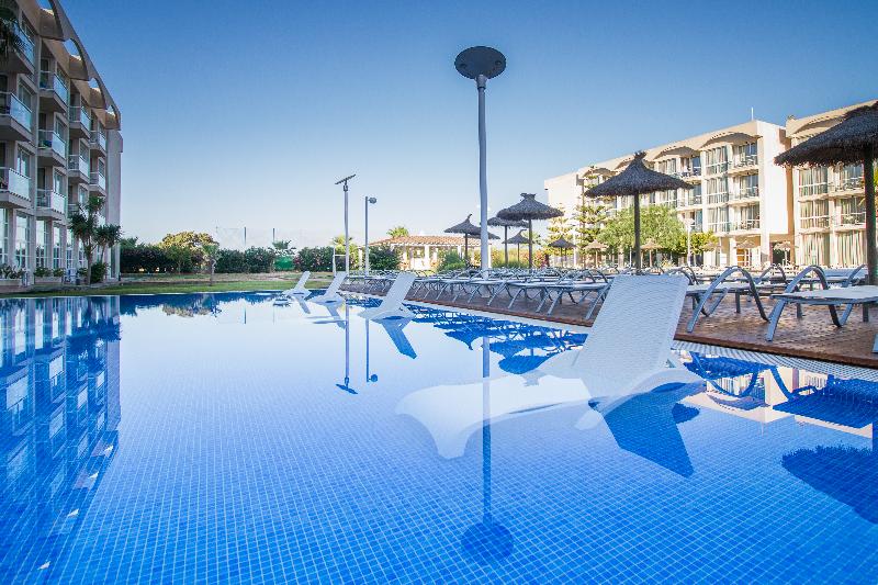 Eix Alzinar Mar Suites Adults Only Pool