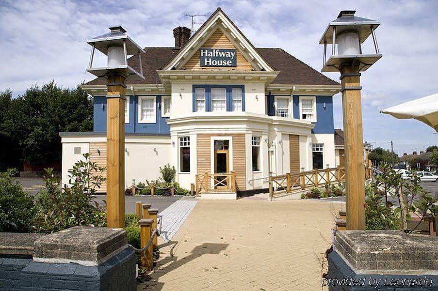 Premier Inn Dunstable Luton 