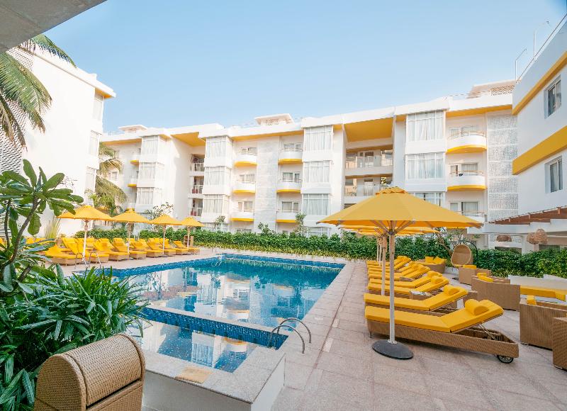 Bloomsuites L Calangute Pool