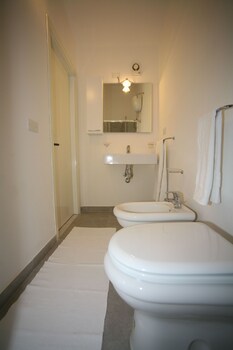 Calasetta Residence (كالاستا رزیدنس) Bathroom